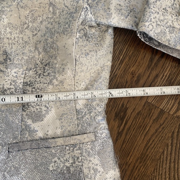 CAbi chalet silver and cream blazer - Picture 5 of 5